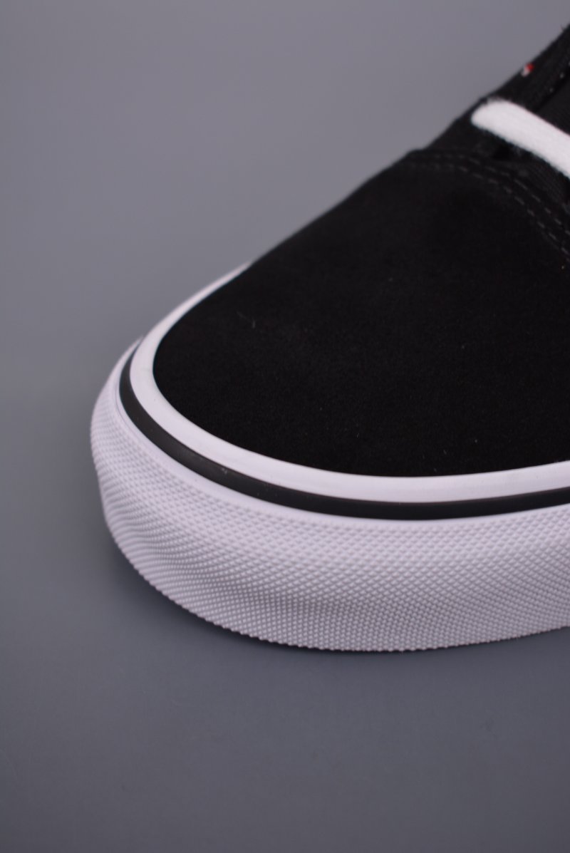 Vans Old Skool 'Love Wins' view