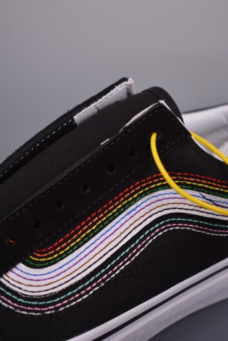 Vans Old Skool 'Love Wins' view 7
