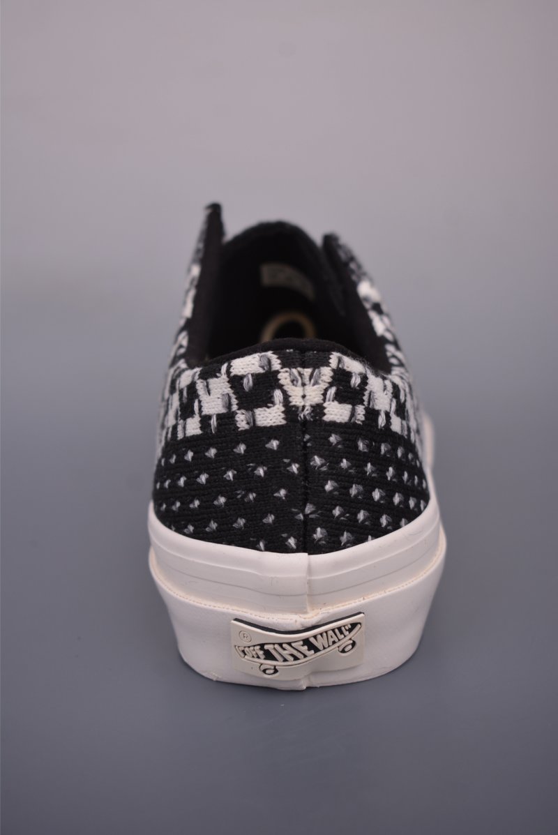 Vans Old Skool EK Premium 'Black / Red' view