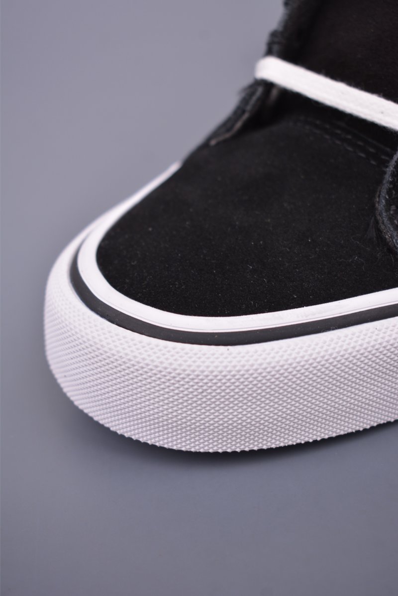 Vans Old Skool Faulkner 'Black / Grey' view