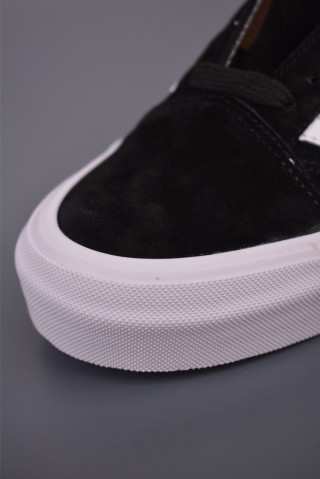 Vans Old Skool LX 'Black / White' view 6