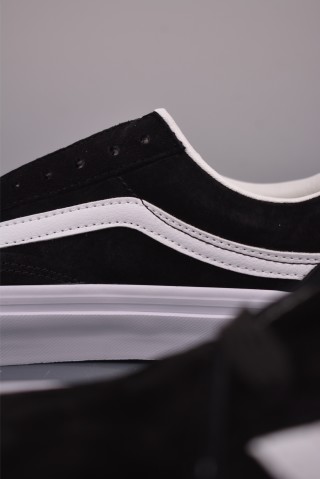 Vans Old Skool LX 'Black / White' view 8