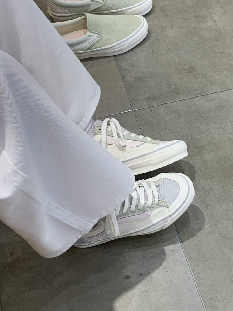 Vans Old Skool Reissue 136 'Small Earth' view