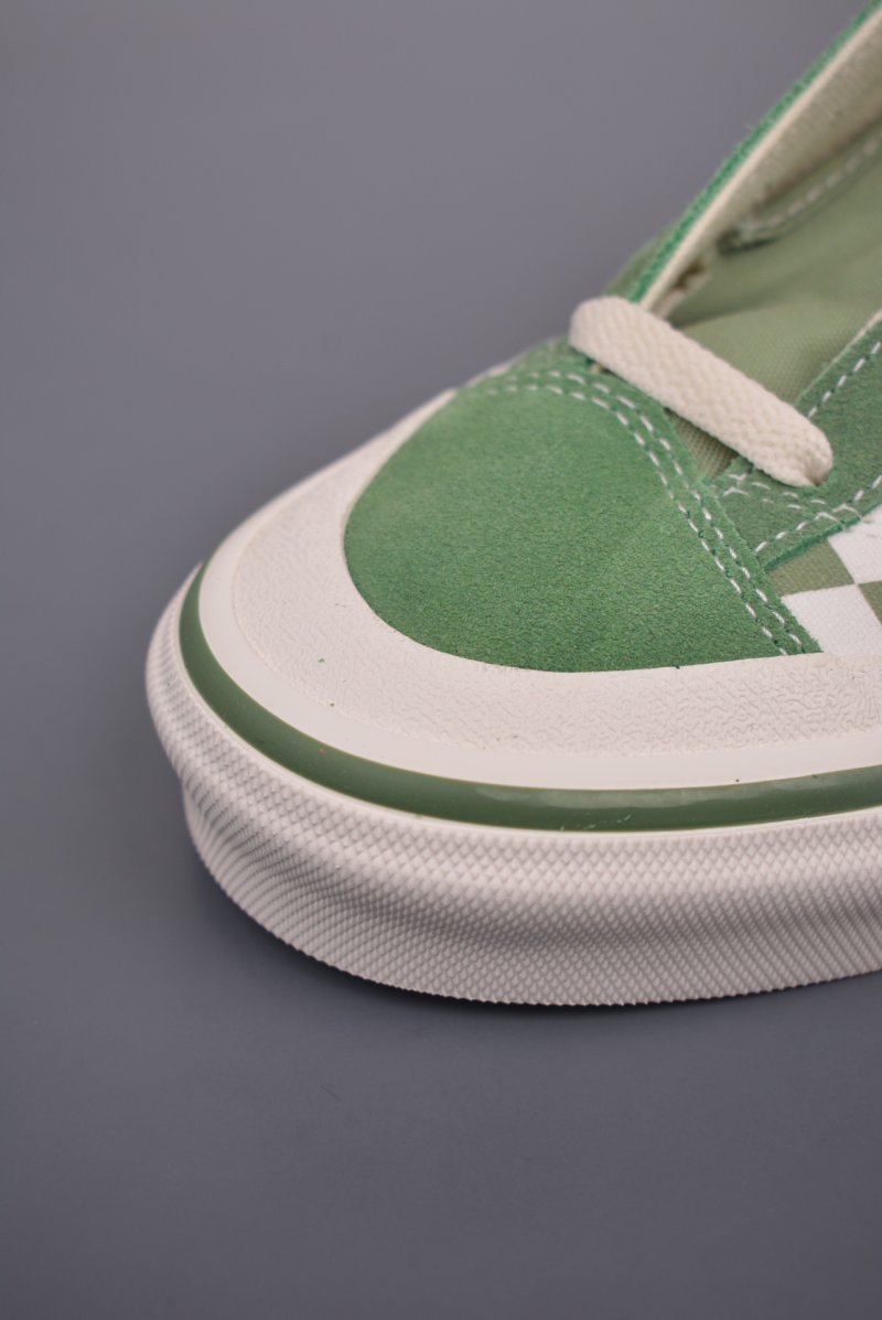 Vans Old Skool Reissue 136 'Green Checkerboard' view