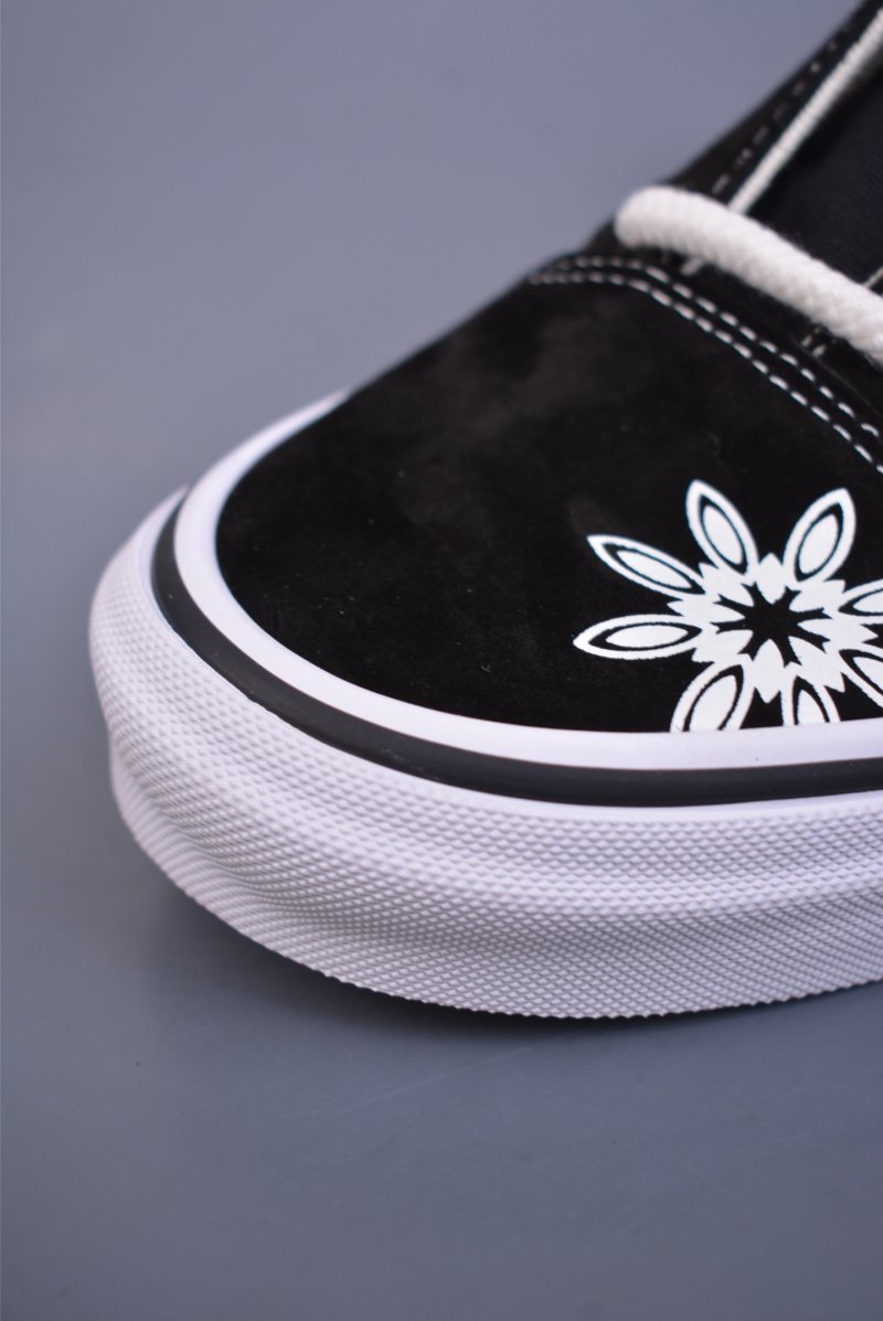 Vans Old Skool 'Cashew Flower' view
