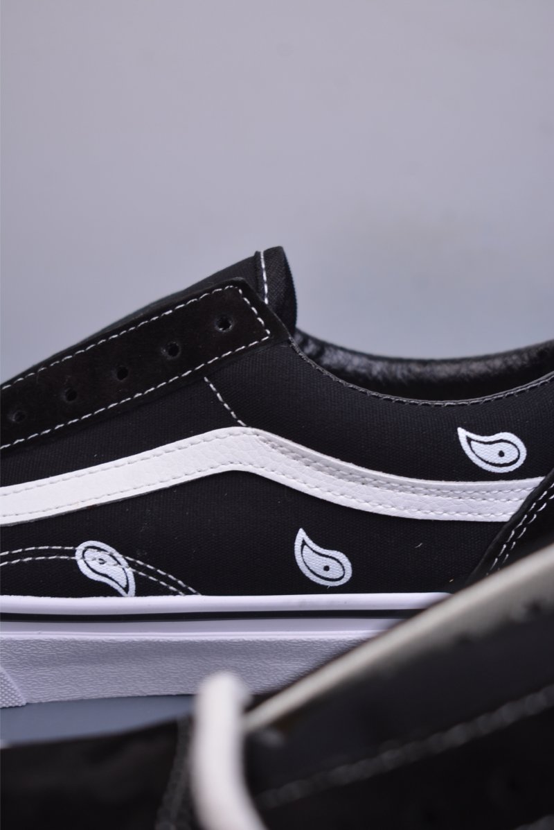 Vans Old Skool 'Cashew Flower' view