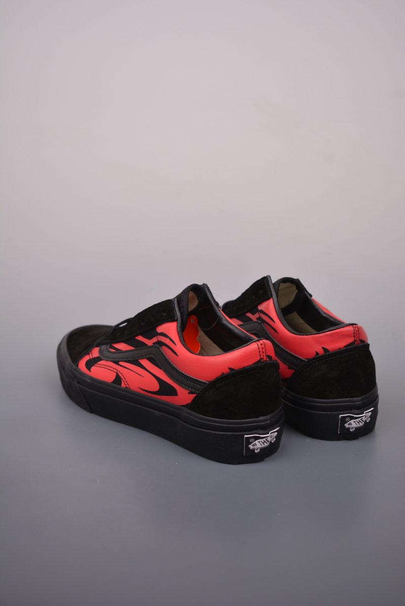 Vans Old Skool 'Black / Red Flame' view