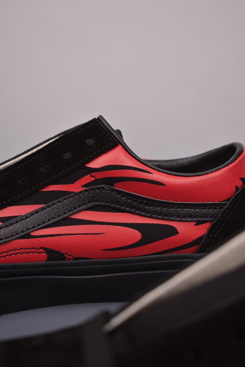 Vans Old Skool 'Black / Red Flame' view