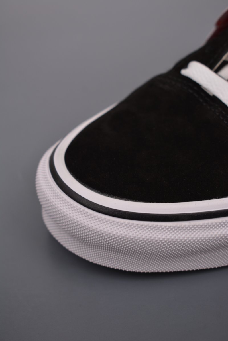 Vans Old Skool 'Black / White Checkerboard' view