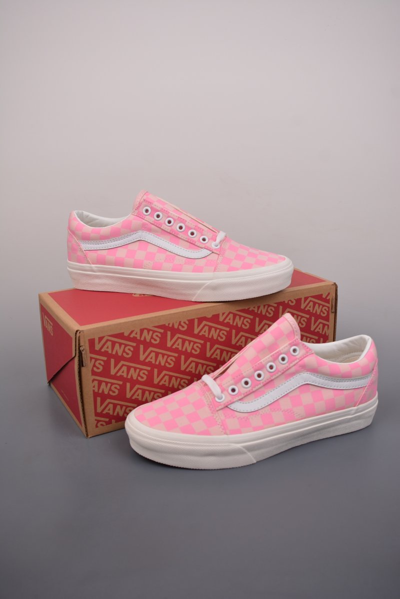 Vans Old Skool 'Peach Pink Checkerboard' view