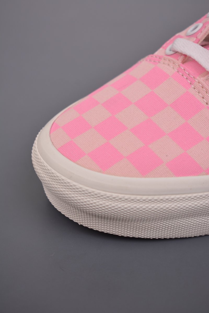 Vans Old Skool 'Peach Pink Checkerboard' view