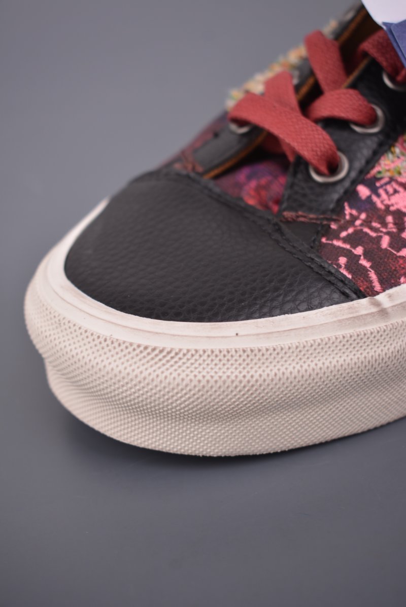 Vans Premium Old Skool 'Black / Beige / Brown Distressed' view