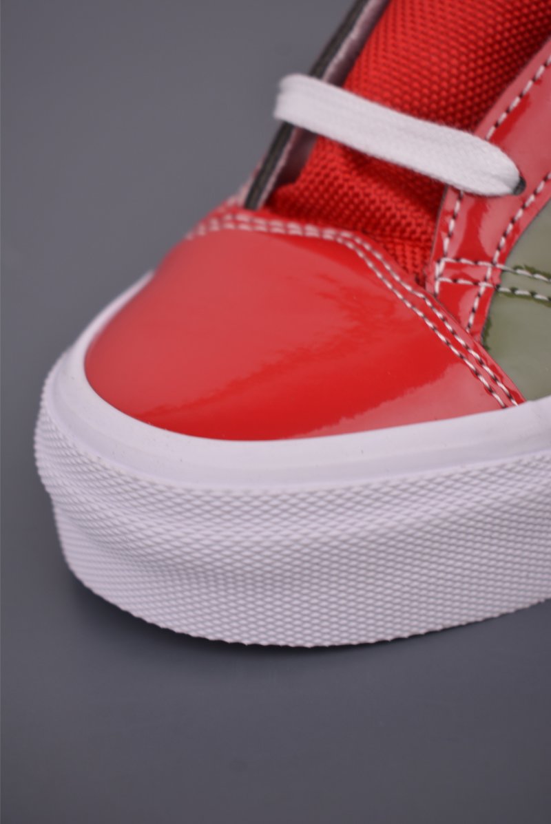 Vans Premium Old Skool 'Red / Green' view