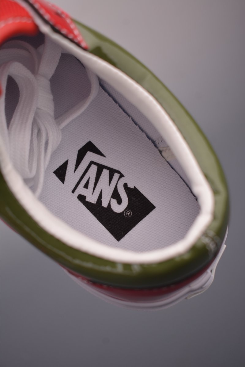 Vans Premium Old Skool 'Red / Green' view