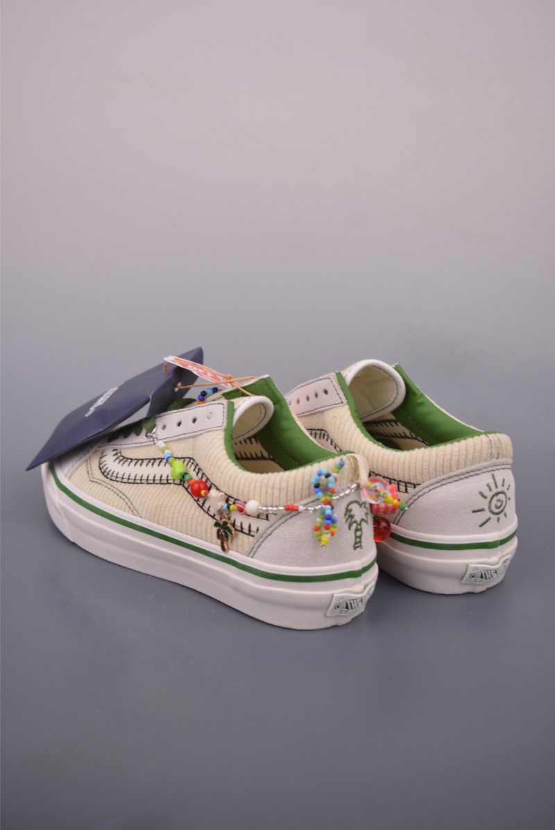 Vans Premium Old Skool 'White / Green' view