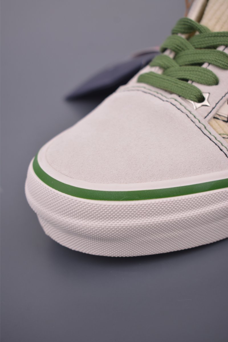 Vans Premium Old Skool 'White / Green' view