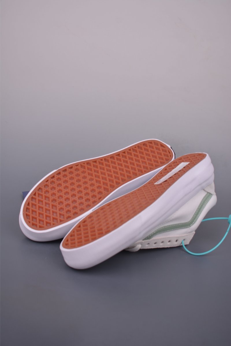 Vans Premium Old Skool VPS Vault 'Purple / White / Green' view