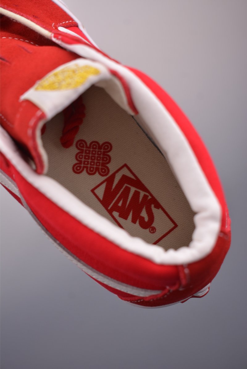 Vans Premium Sk8-Mid 'Red / White' view