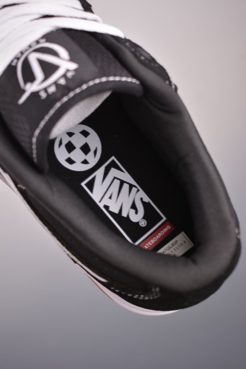 Vans Rowan 'Black / White' view
