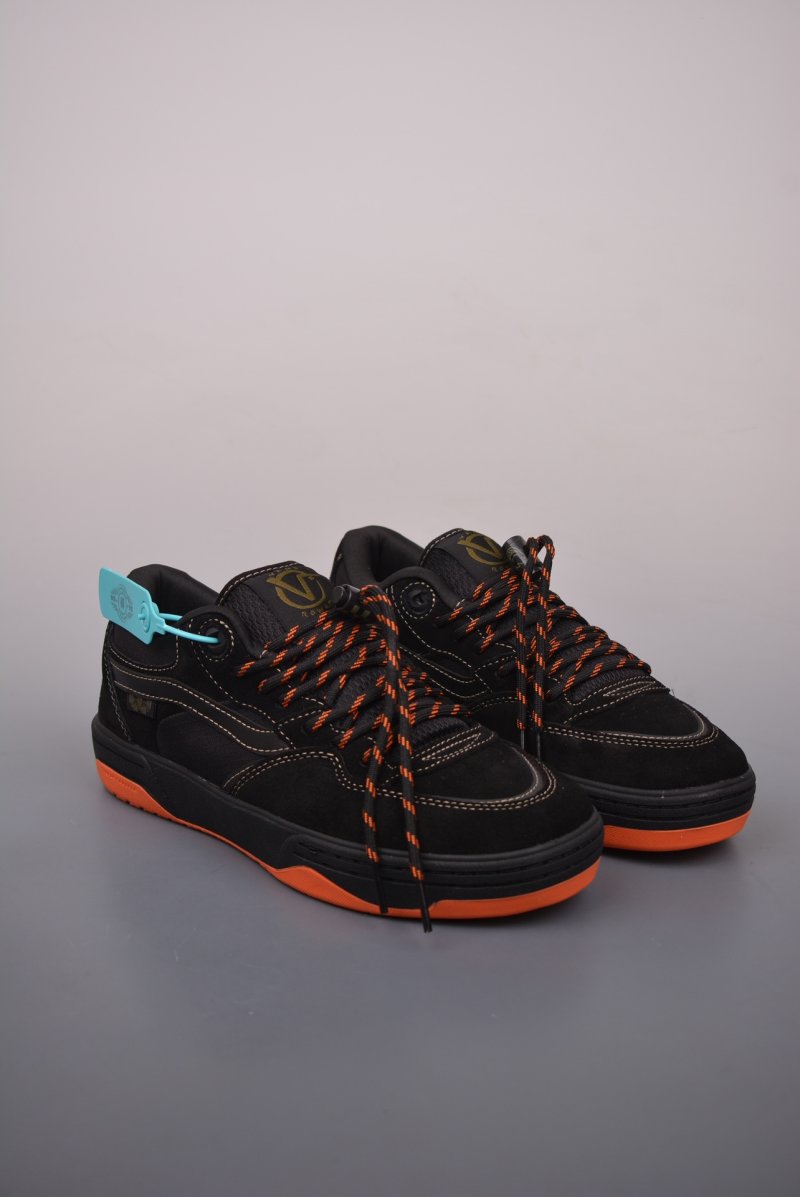 Vans Rowan view