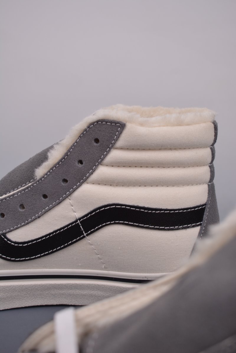 Vans Sk8-Hi view