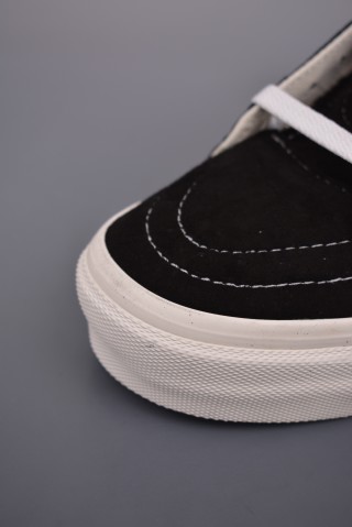 Vans Sk8-Hi VR3 'Black / White' view 6