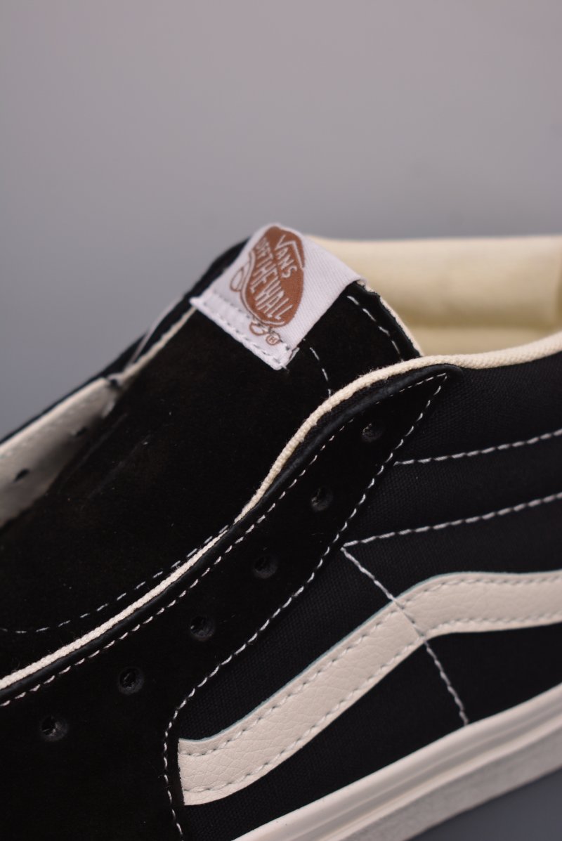 Vans Sk8-Hi VR3 'Black / White' view