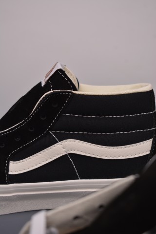 Vans Sk8-Hi VR3 'Black / White' view 8