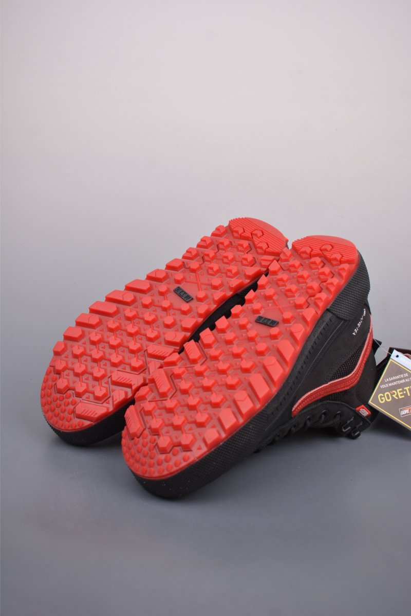 Vans Sk8-Hi x Gore-Tex MTE view