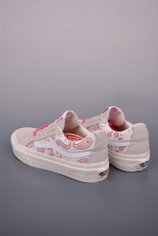 Vans Sk8-Low 'White / Pink' view 2