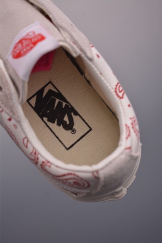 Vans Sk8-Low 'White / Pink' view 9