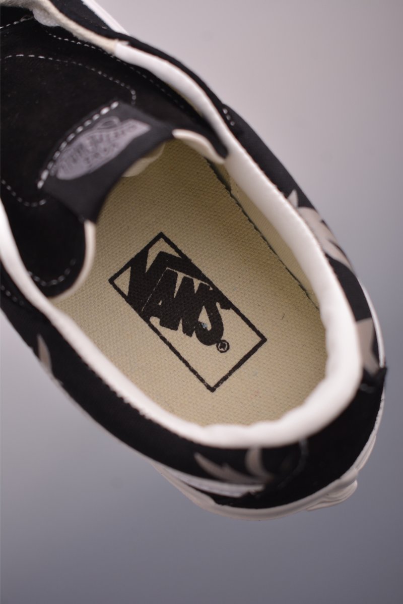 Vans Sk8-Low 'Black / Brown' view