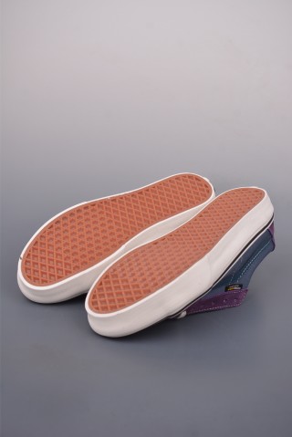 Vans Sk8-Low 'White / Blue / Purple' view 3
