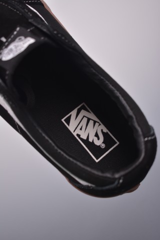 Vans Sk8-Low 'Black' view 9
