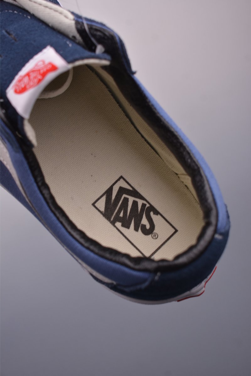 Vans Sk8-Low 'White / Blue' view