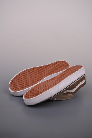 Vans Sk8-Low 'Green / Brown / White' view 3