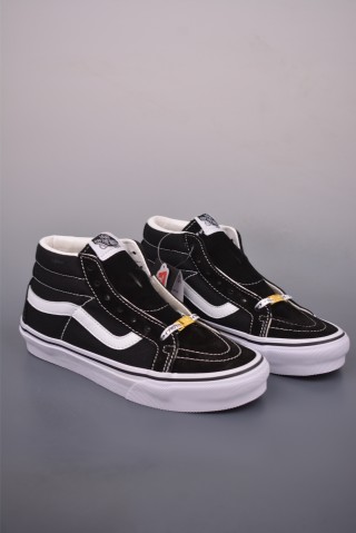 Vans Sk8-Mid 'Gold' view 1