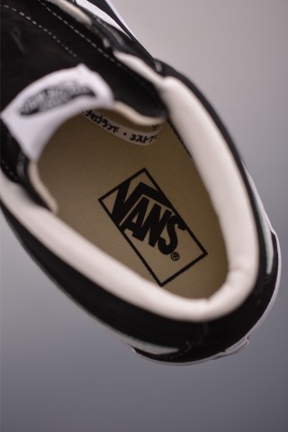 Vans Sk8-Mid 'Gold' view 9