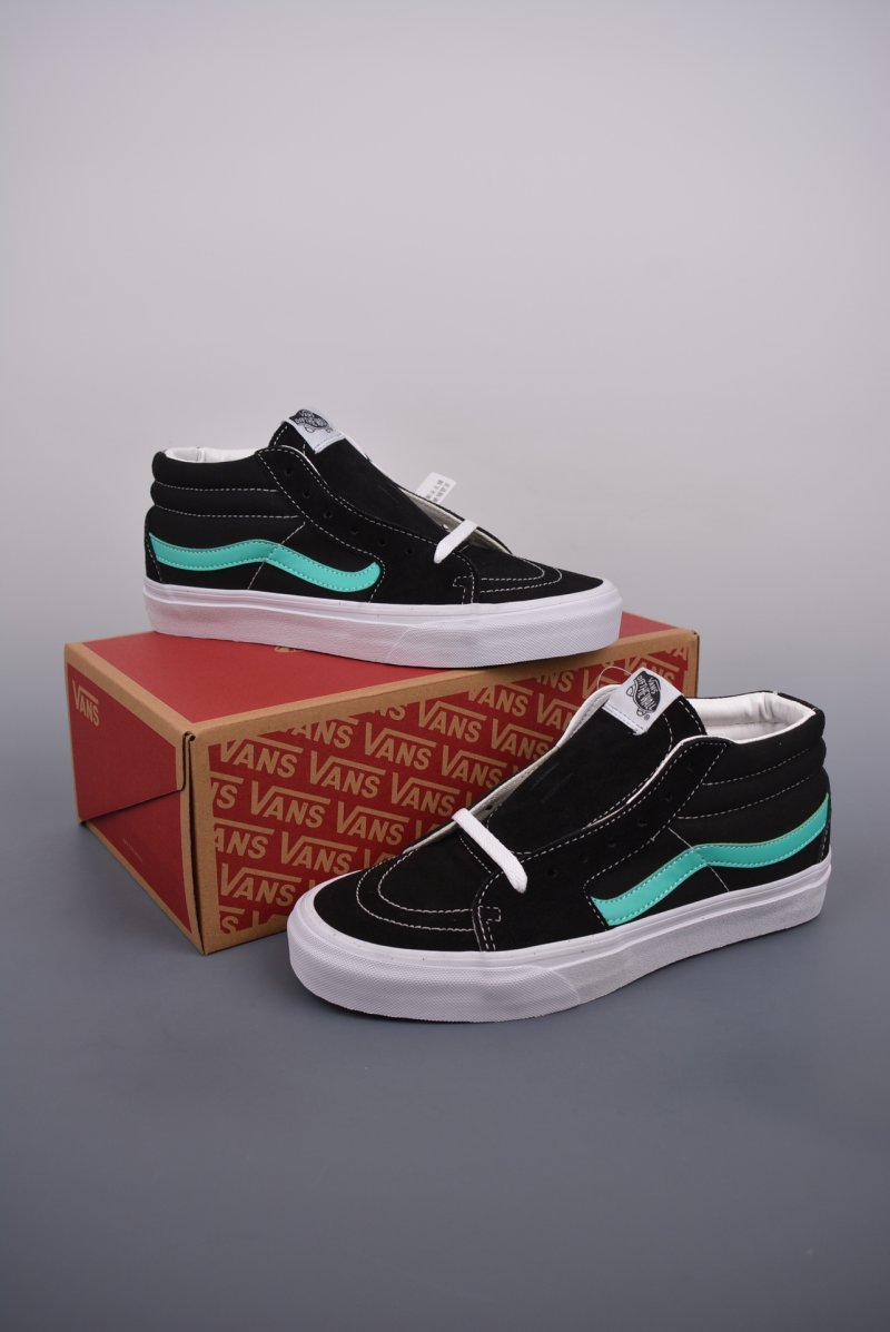 Vans Sk8-Mid 'Black / Green' view