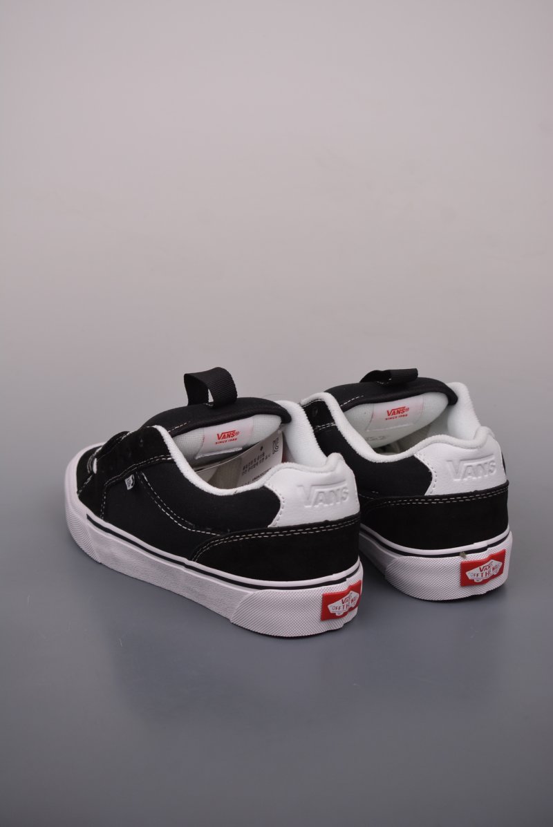 Vans Skate Chukka 'Black / White' view