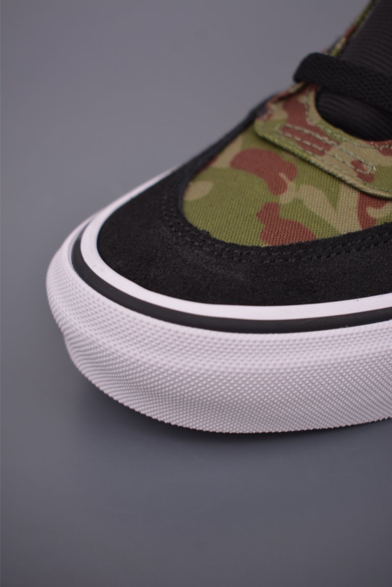 Vans Skate Half Cab 'Black Camo' view