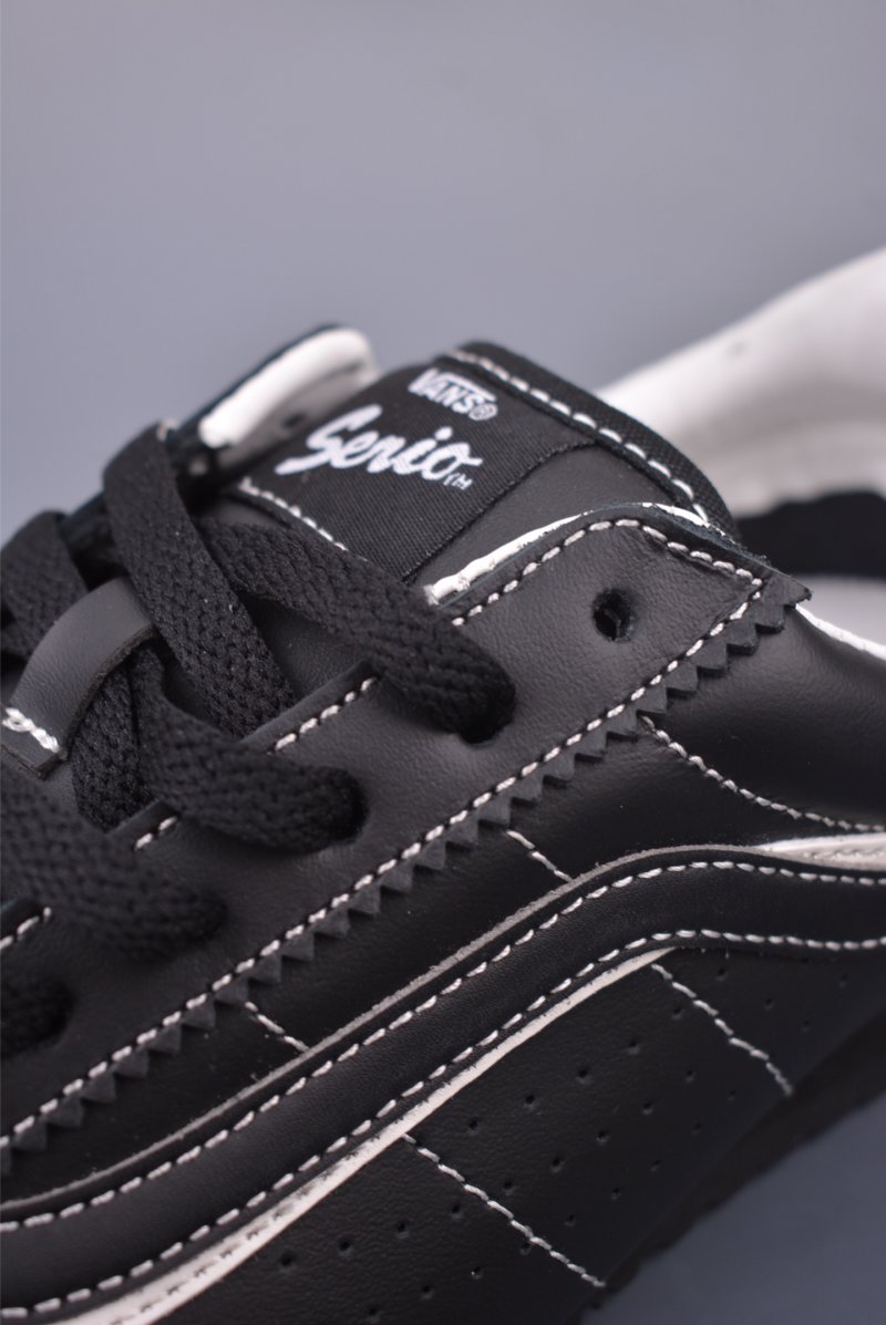 Vans Super LowPro Serio 'Black' view