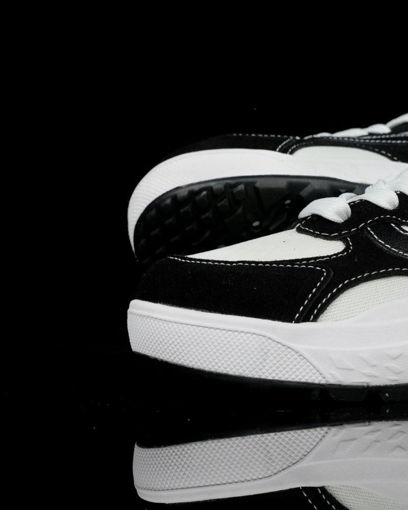 Vans UltraRange NEO VR3 'Surf Mikey' view