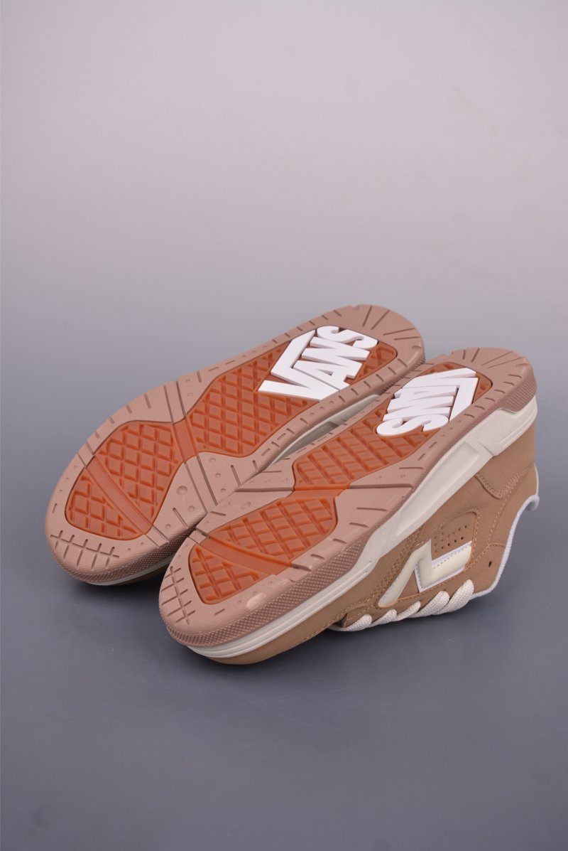Vans Upland CL 'Brown' view
