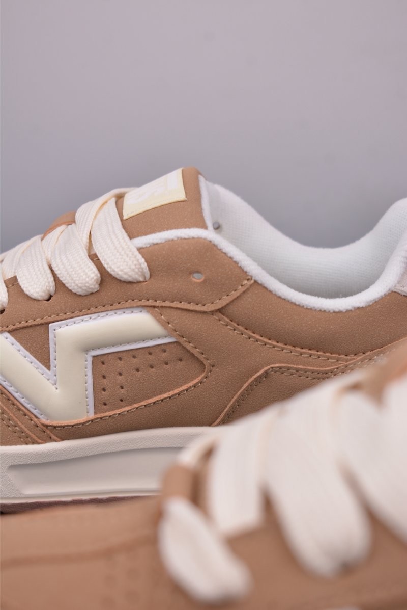 Vans Upland CL 'Brown' view