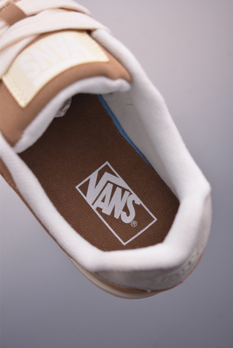 Vans Upland CL 'Brown' view