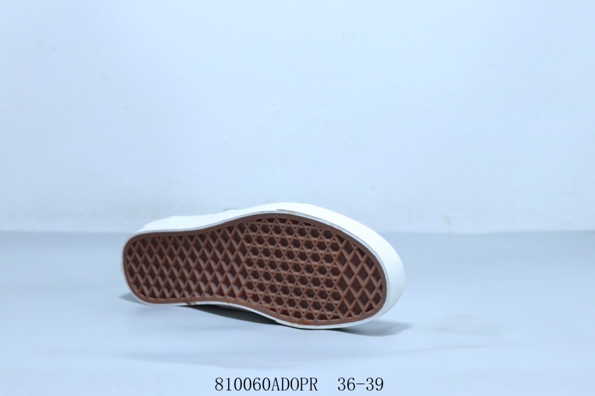 Vans Vault OG Authentic view