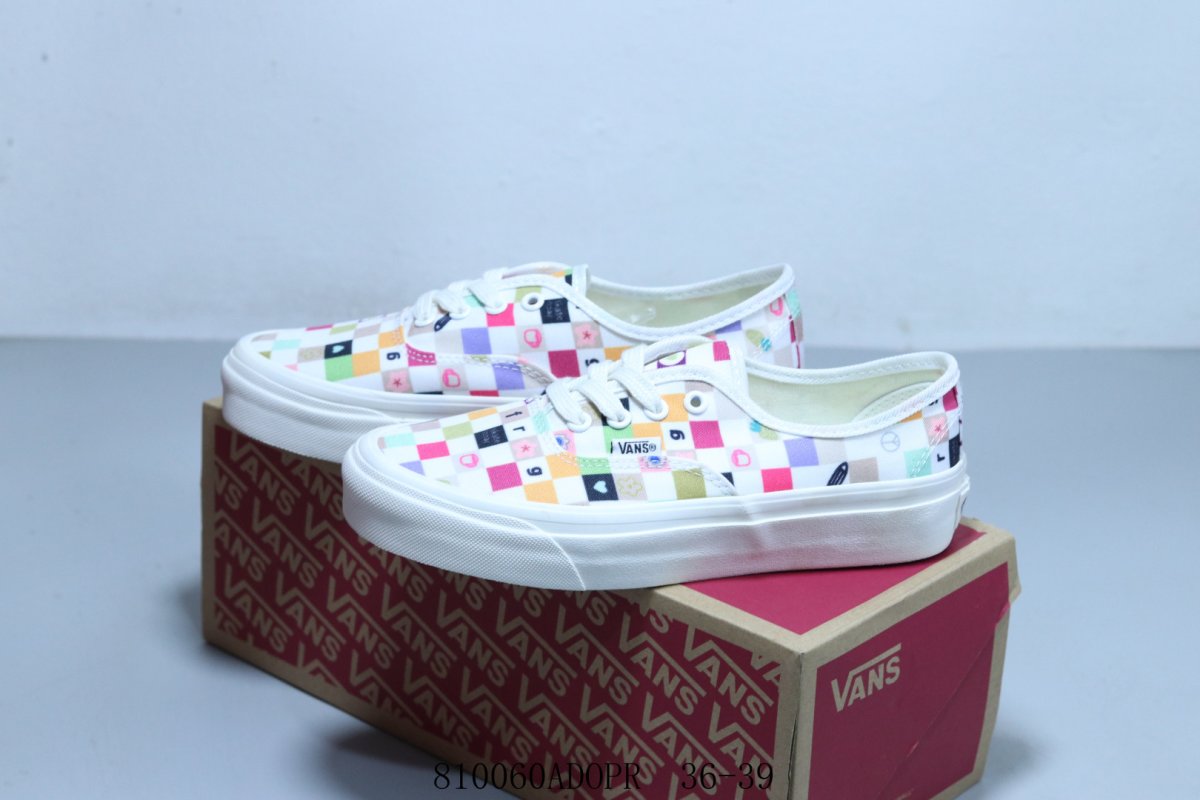 Vans Vault OG Authentic view