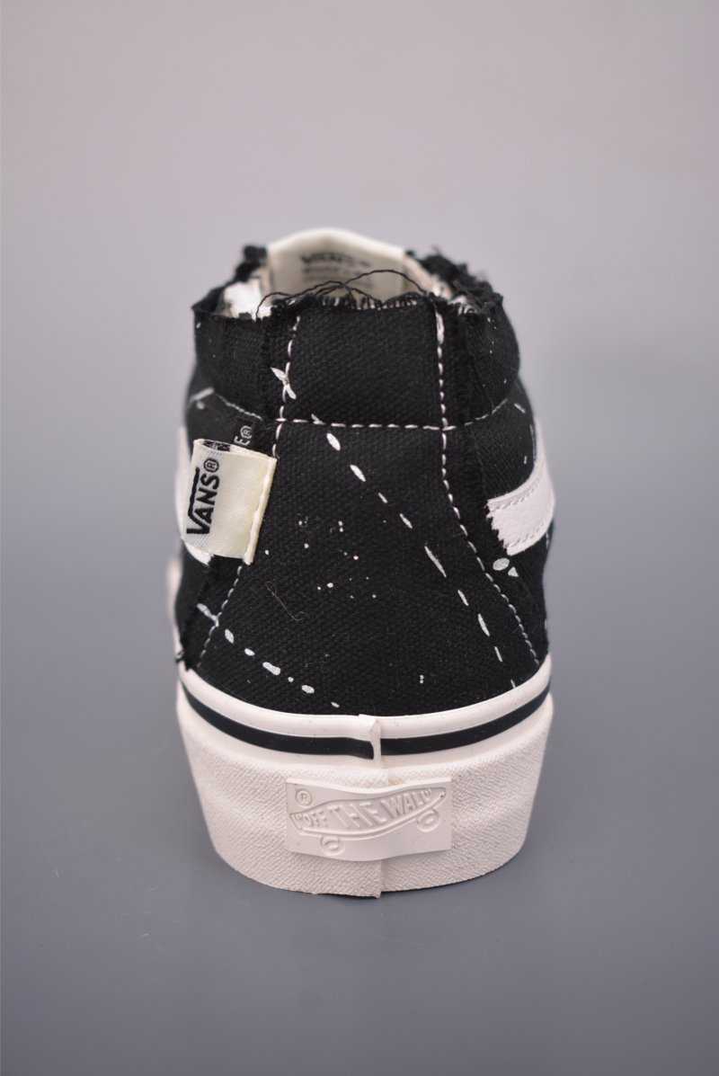 Vans x INVINCIBLE Old Skool 'Black' view