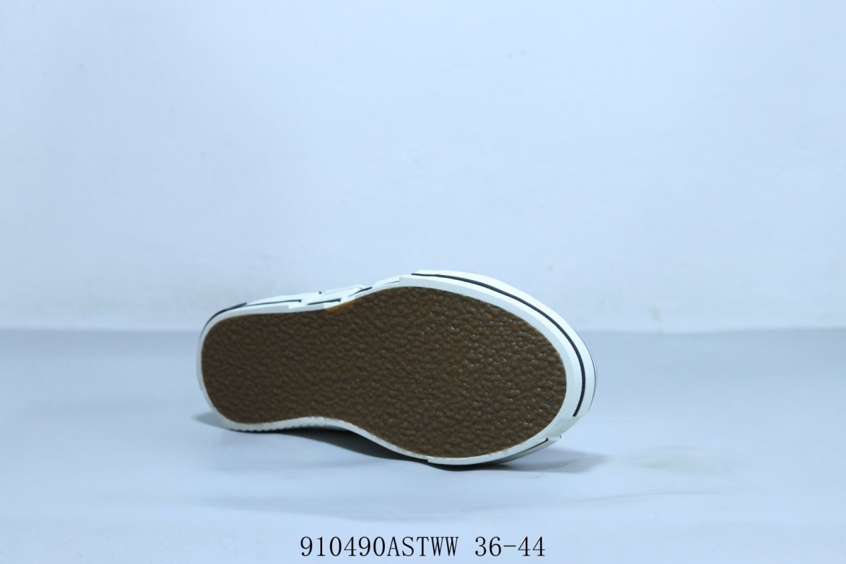 XVESSEL G.O.P. 2.0 Marshmallow Lows view
